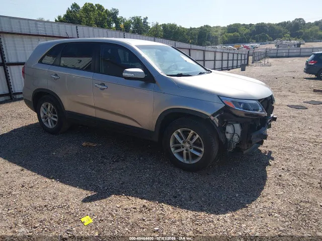 2015 KIA SORENTO LX VIN 5XYKT3A65FG602836 фото 1