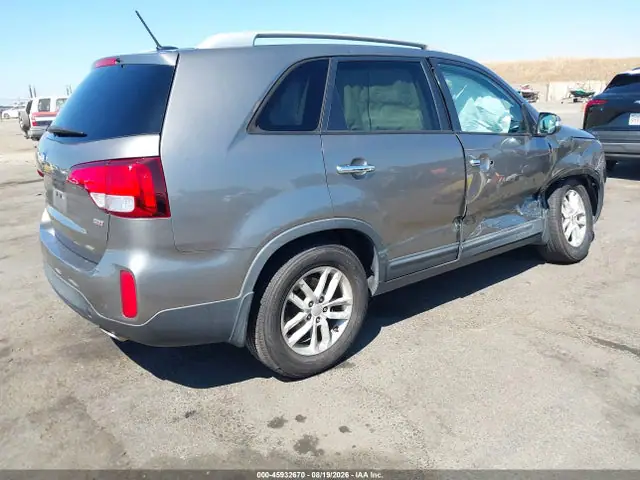 5XYKT4A69FG645730 — 2015 Kia Sorento LX, фото 4 с аукциона IAAI 14.10.2026, Правый бок