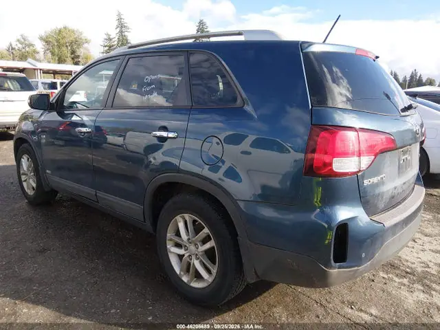 5XYKTDA66FG600955 — 2015 Kia Sorento LX, фото 3 с аукциона IAAI 14.10.2026, Естественный износ
