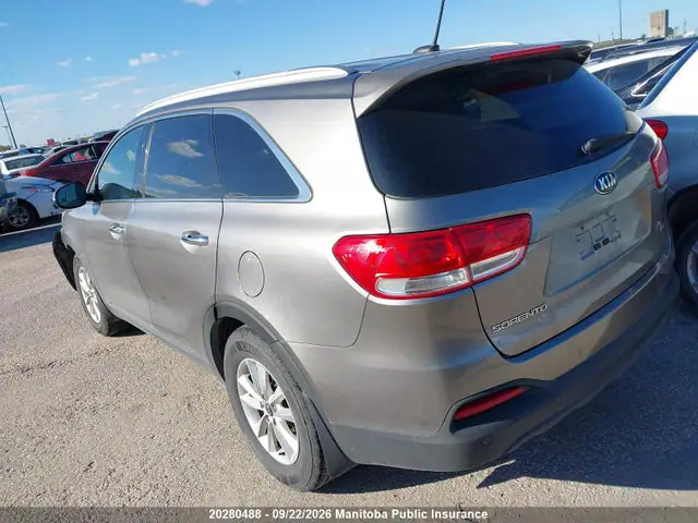 5XYPGDA39GG040950 — 2016 Kia Sorento LX, фото 3 с аукциона IAAI 29.09.2026, Передняя часть