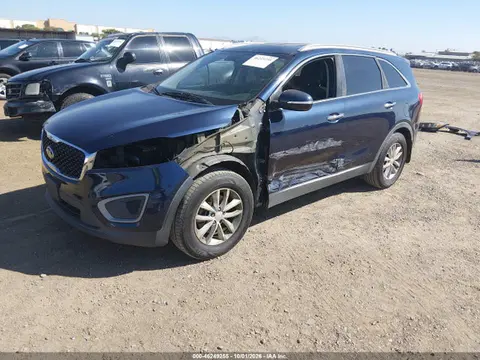 2016 KIA SORENTO LX VIN 5XYPG4A34GG126392 фото 2