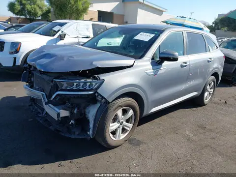 2021 KIA SORENTO LX VIN 5XYRG4LC2MG020900 фото 2