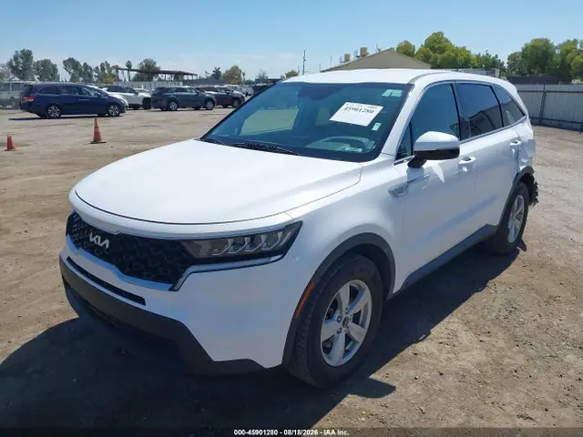 5XYRG4LC9NG098785 — 2022 Kia Sorento LX, фото 2 с аукциона IAAI 29.09.2026, Задняя часть слева