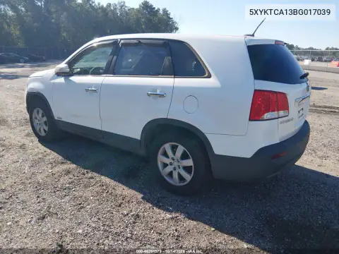 5XYKTCA13BG017039 — 2011 Kia Sorento, фото 3 с аукциона IAAI, Естественный износ