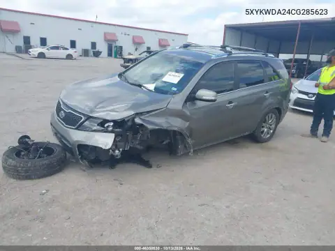 5XYKWDA24CG285623 — 2012 Kia Sorento, фото 2 с аукциона IAAI, Передняя часть слева