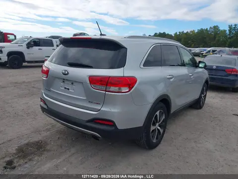 2016 KIA Sorento VIN 5XYPHDA18GG049313 фото 4