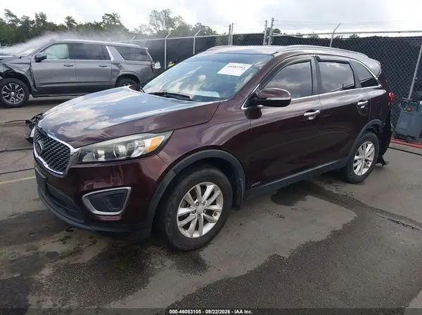 5XYPGDA38GG077505 — 2016 Kia Sorento, фото 2 с аукциона IAAI, Задняя часть слева