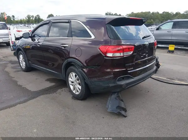 5XYPGDA38GG077505 — 2016 Kia Sorento, фото 3 с аукциона IAAI, Задняя часть слева