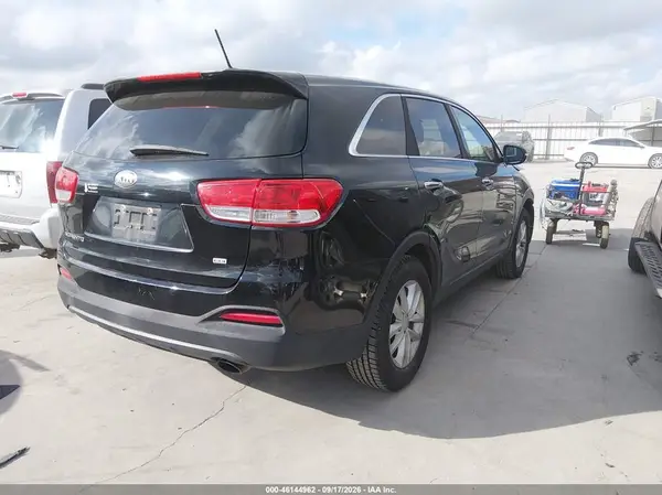 5XYPG4A32GG088127 — 2016 Kia Sorento, фото 4 с аукциона IAAI 14.10.2026, Передняя часть