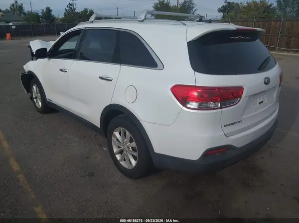 5XYPGDA5XGG136278 — 2016 Kia Sorento, фото 3 с аукциона IAAI, Передняя часть