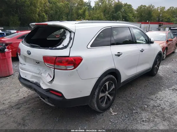 5XYPHDA11GG022082 — 2016 Kia Sorento, фото 4 с аукциона IAAI, Задняя часть