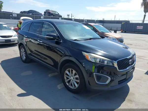 5XYPG4A35GG003023 — 2016 Kia Sorento, Естественный износ (Normal Wear & Tear), фото до ремонта