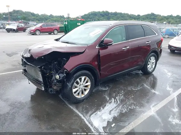 5XYPG4A37GG129030 — 2016 Kia Sorento, фото 2 с аукциона IAAI, Передняя часть