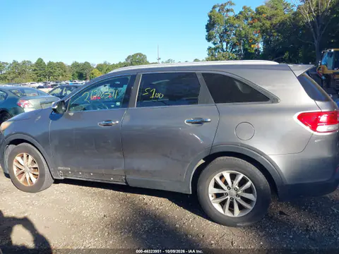 2016 Kia Sorento 3.3L Lx VIN 5XYPGDA51GG135021 фото 13