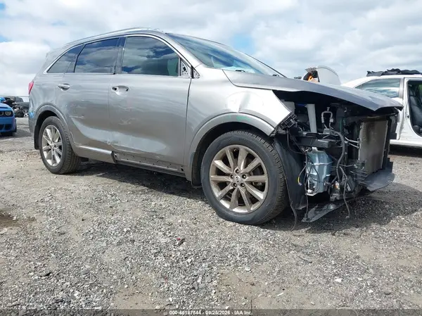5XYPK4A50HG280261 — 2017 Kia Sorento, Передняя часть (Front End), фото до ремонта