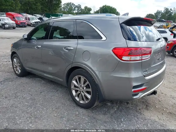 5XYPK4A50HG280261 — 2017 Kia Sorento, фото 3 с аукциона IAAI, Передняя часть