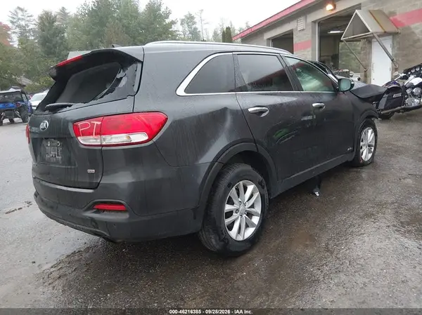 5XYPGDA31HG245597 — 2017 Kia Sorento, фото 4 с аукциона IAAI, Передняя часть