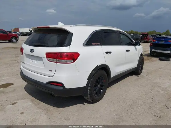 5XYPG4A34HG266850 — 2017 Kia Sorento, фото 4 с аукциона IAAI 14.10.2026, Передняя часть