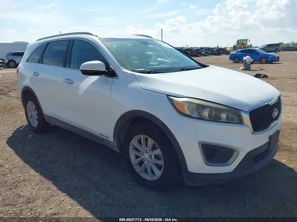 5XYPGDA52HG207815 — 2017 Kia Sorento, Естественный износ (Normal Wear & Tear), фото до ремонта