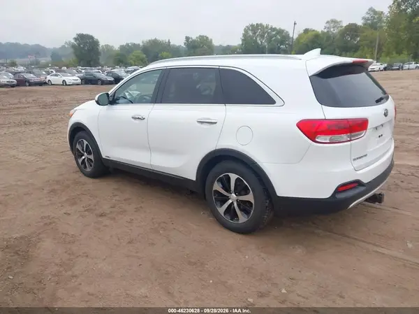 5XYPHDA10HG287092 — 2017 Kia Sorento, фото 3 с аукциона IAAI 12.10.2026, Естественный износ
