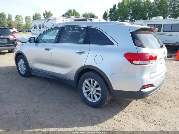 5XYPGDA56JG428839 — 2018 Kia Sorento, фото 3 с аукциона IAAI, Передняя часть
