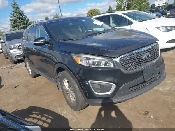 5XYPGDA36JG388051 — 2018 Kia Sorento, Повреждения со всех сторон (All Over), фото до ремонта