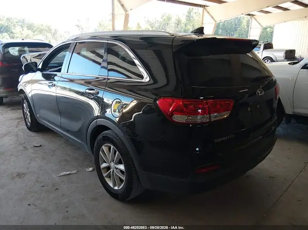 5XYPGDA35JG346793 — 2018 Kia Sorento, фото 3 с аукциона IAAI, Передняя часть