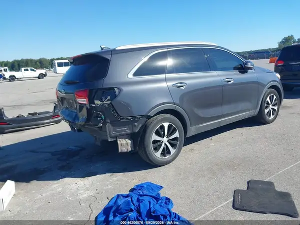 5XYPH4A50JG430566 — 2018 Kia Sorento, фото 4 с аукциона IAAI, Задняя часть