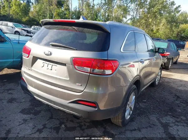 2018 KIA SORENTO VIN 5XYPG4A35JG408791 фото 4