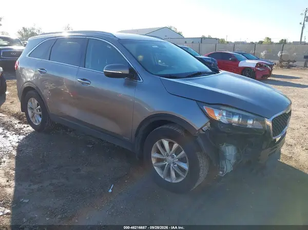 5XYPGDA33JG431938 — 2018 Kia Sorento, Передняя часть (Front End), фото до ремонта