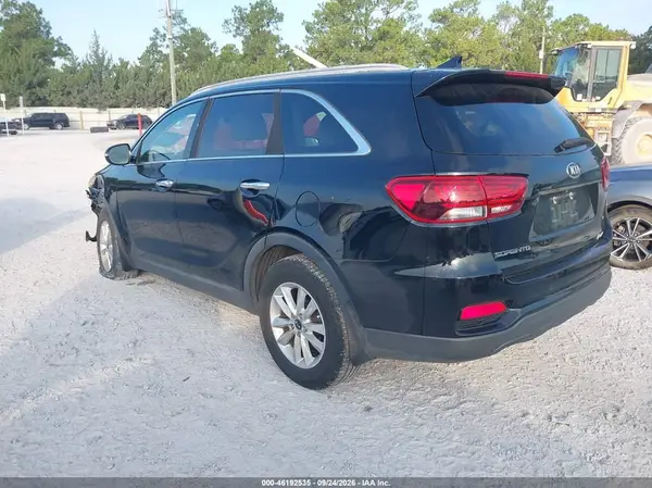 5XYPG4A53KG499210 — 2019 Kia Sorento, фото 3 с аукциона IAAI, Передняя часть слева
