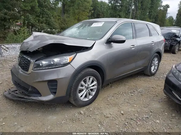 5XYPG4A32KG473177 — 2019 Kia Sorento, фото 2 с аукциона IAAI, Передняя часть