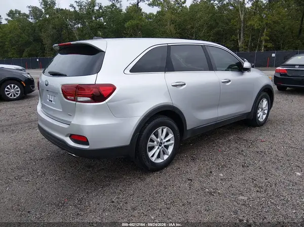 5XYPG4A37KG584145 — 2019 Kia Sorento, фото 4 с аукциона IAAI 08.10.2026, LEFT & RIGHT SIDE