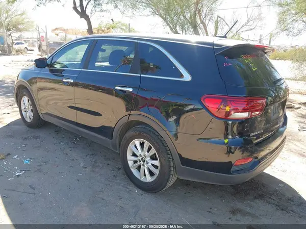 5XYPG4A34KG531175 — 2019 Kia Sorento, фото 3 с аукциона IAAI, Правый бок