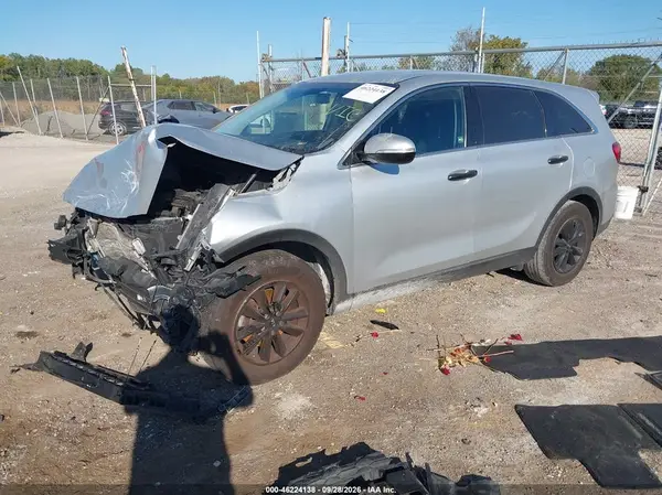 5XYPG4A39KG468218 — 2019 Kia Sorento, фото 2 с аукциона IAAI, Передняя часть