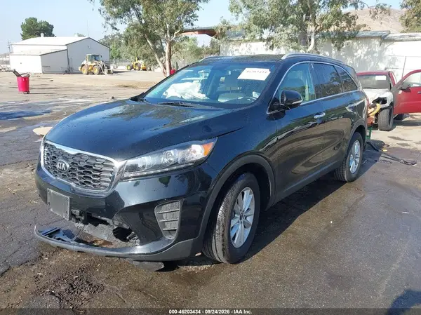 5XYPG4A38LG702897 — 2020 Kia Sorento, фото 2 с аукциона IAAI, Передняя часть