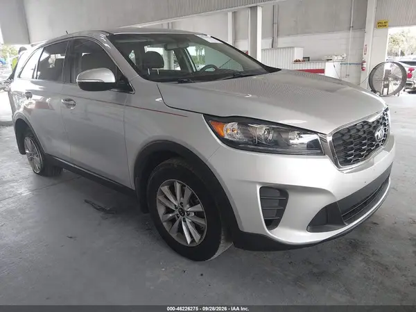 5XYPG4A35LG711282 — 2020 Kia Sorento, Задняя часть (Rear), фото до ремонта