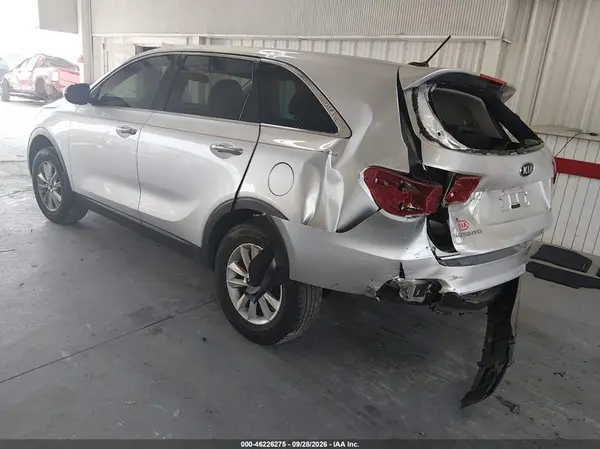 5XYPG4A35LG711282 — 2020 Kia Sorento, фото 3 с аукциона IAAI, Задняя часть