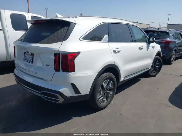 KNDRG4LG1N5124663 — 2022 Kia Sorento, фото 4 с аукциона IAAI, Задняя часть слева