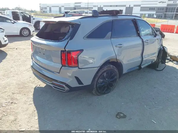 5XYRK4LF7NG127550 — 2022 Kia Sorento, фото 4 с аукциона IAAI, Повреждения со всех сторон