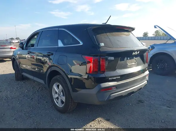 5XYRGDLC2PG201998 — 2023 Kia Sorento, фото 3 с аукциона IAAI, Правый бок