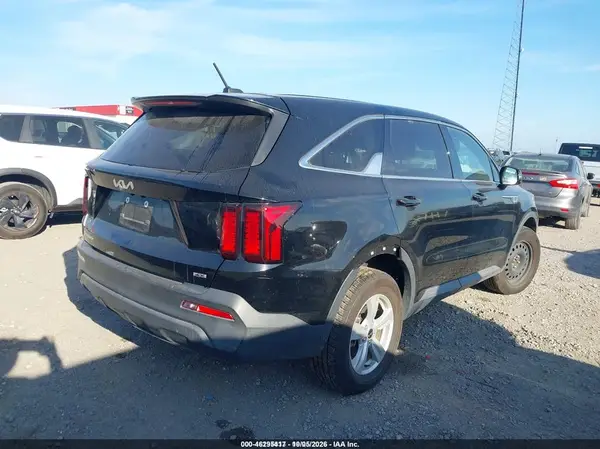 5XYRGDLC2PG201998 — 2023 Kia Sorento, фото 4 с аукциона IAAI, Правый бок