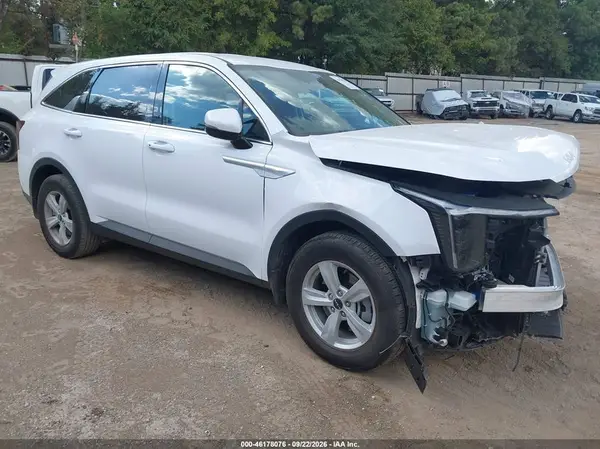 5XYRG4JC4RG307309 — 2024 Kia Sorento, Передняя часть (Front End), фото до ремонта