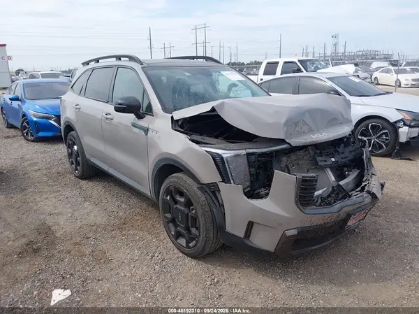 5XYRHDJF8RG261703 — 2024 Kia Sorento, Передняя часть (Front End), фото до ремонта
