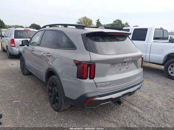 5XYRHDJF8RG261703 — 2024 Kia Sorento, фото 3 с аукциона IAAI, Передняя часть