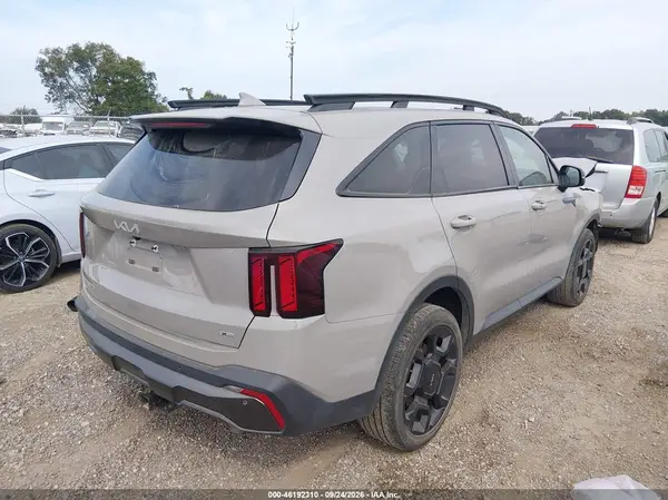 5XYRHDJF8RG261703 — 2024 Kia Sorento, фото 4 с аукциона IAAI, Передняя часть