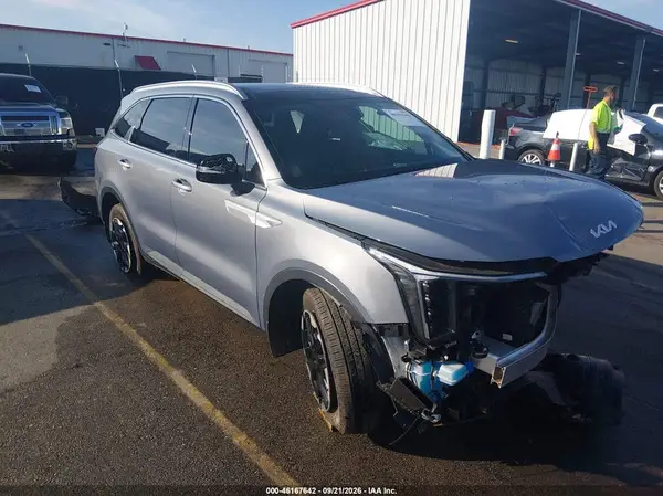 5XYRL4JC1SG379537 — 2025 Kia Sorento, Передняя часть (Front End), фото до ремонта