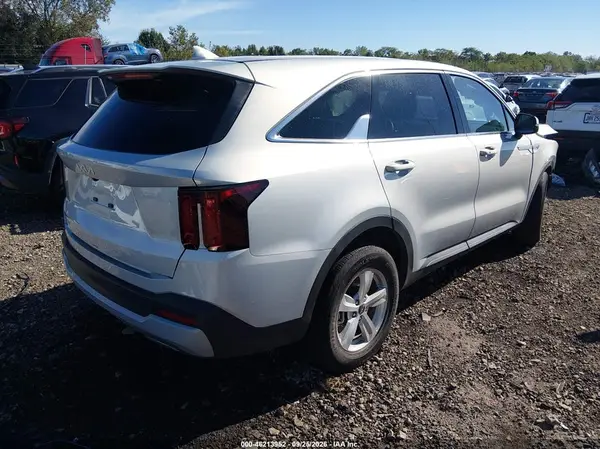 5XYRG4JC7TG455686 — 2026 Kia Sorento, фото 4 с аукциона IAAI, Передняя часть