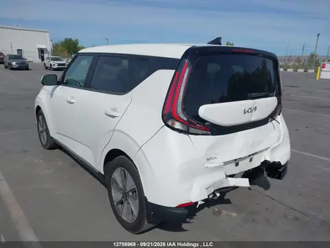 2023 KIA SOUL EV VIN KNDJ23A29P7030079 фото 3