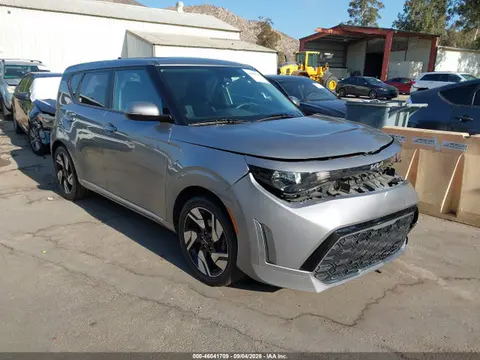 KNDJ53AU4P7860848 — 2023 Kia Soul GT-Line, Передняя часть (Front End), фото до ремонта